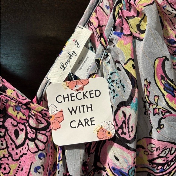 Cream Asymmetrical Ruffled 3/4 Sleeve Blouse​ - Picture 2 of 2